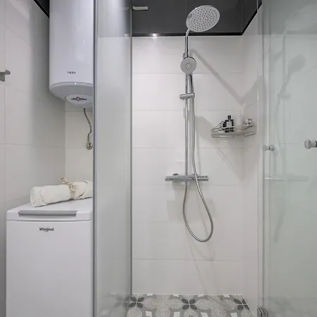 One Br Free Parking Center Appartement