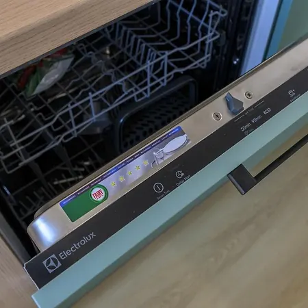 One Br Free Parking Center 公寓 *