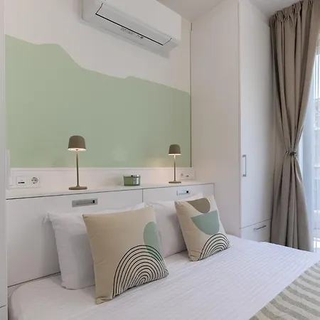 One Br Free Parking Center アパート ヴァルナ