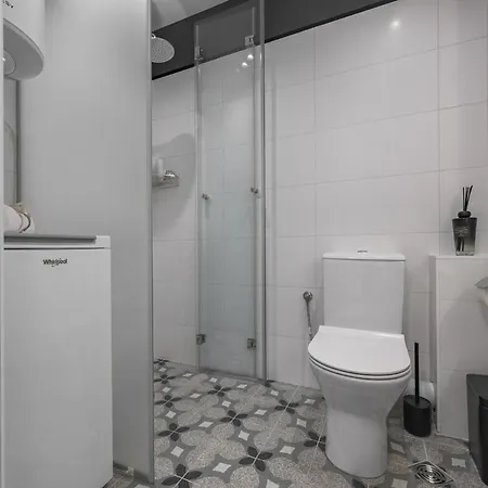 One Br Free Parking Center アパート